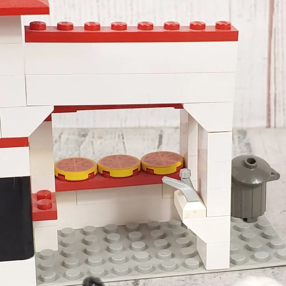1994 LEGO Town: Pizza-To-Go Store 6350 - 100% COMPLETE w/ Instructions - NO BOX